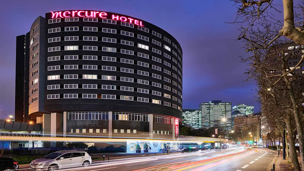 ميركيور باريس لا ديفونس